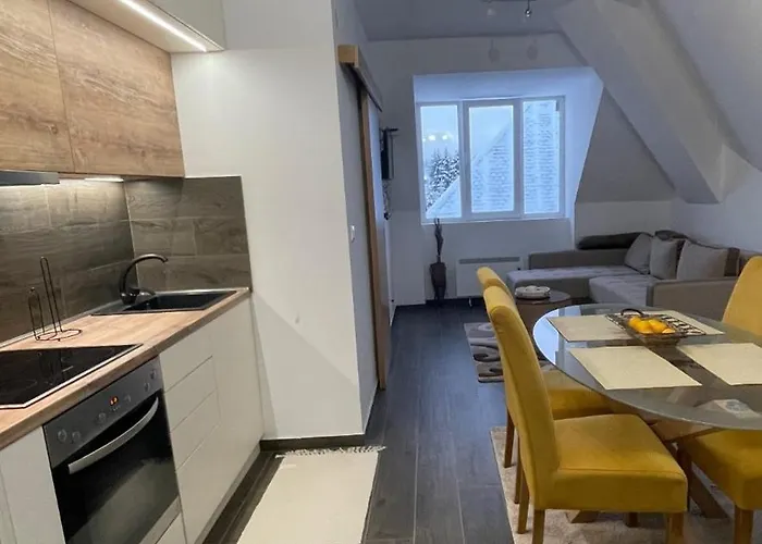 Sky Peak Kraljevi Cardaci شقة *